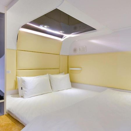 Hotel J-Espace 1 โฮจิมินห์ซิตี้ ภายนอก รูปภาพ